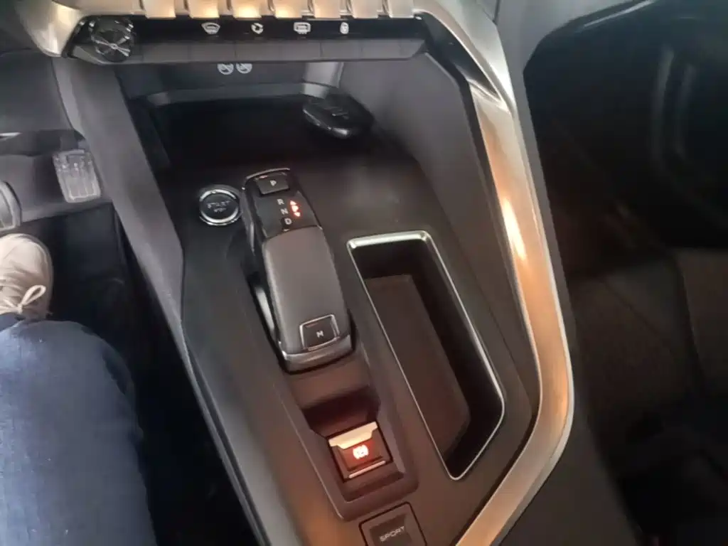 Peugeot 4008 — миниатюра 14