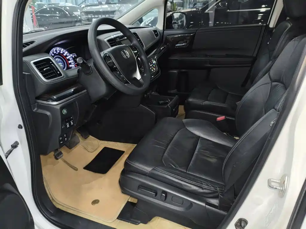Honda Odyssey — миниатюра 9