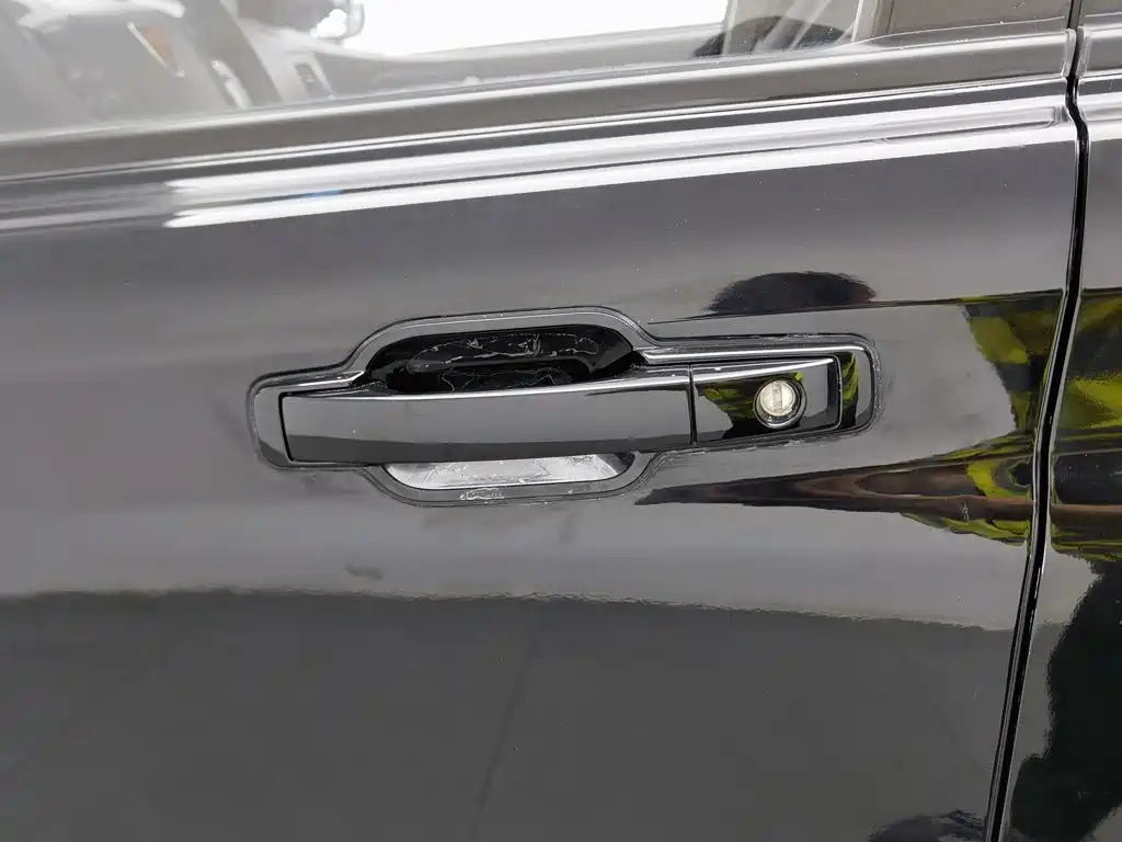 Roewe W5 — миниатюра 18
