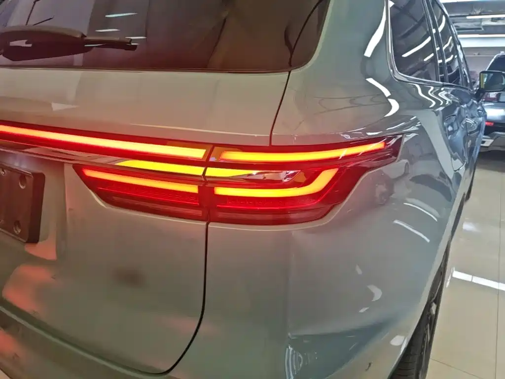 Li Auto Li ONE — миниатюра 8