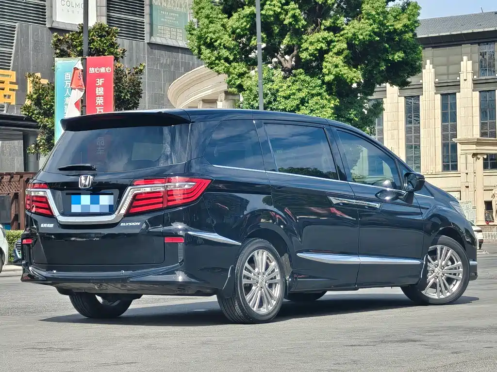 Honda Elysion — миниатюра 14
