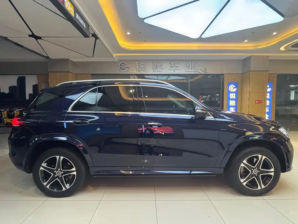 Mercedes-Benz GLE New Energy — миниатюра 4