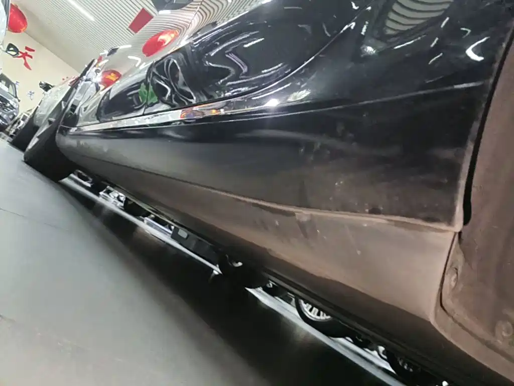 Tesla Model 3 — миниатюра 22