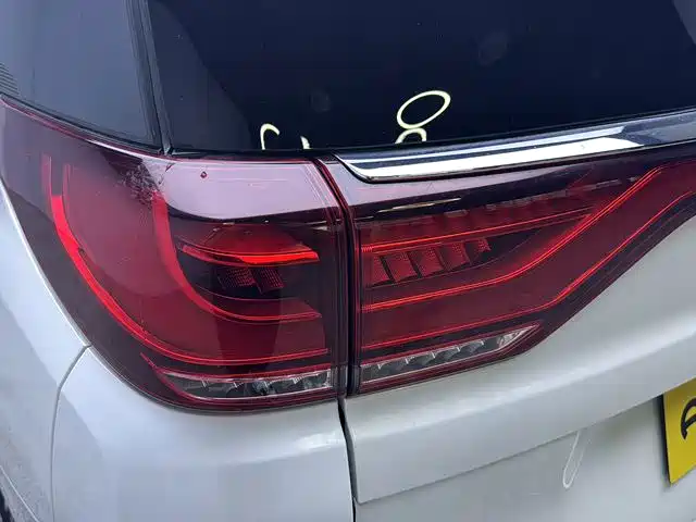 GAC Motor Trumpchi M8 — миниатюра 10