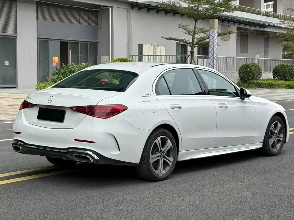 MERCEDES-BENZ C CLASS