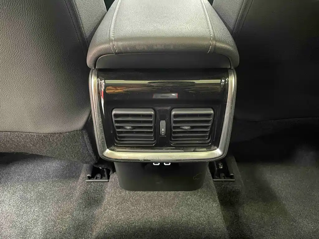 TOYOTA LING FANG HARRIER