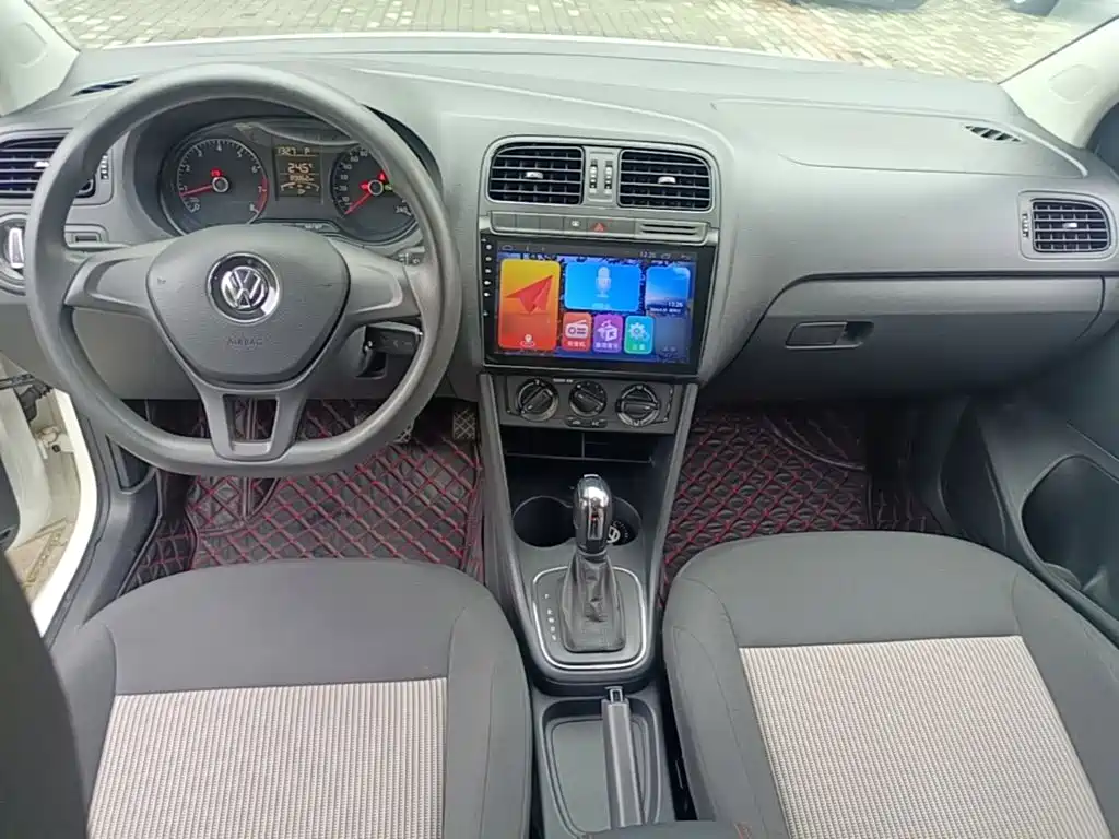 Volkswagen Polo — миниатюра 10