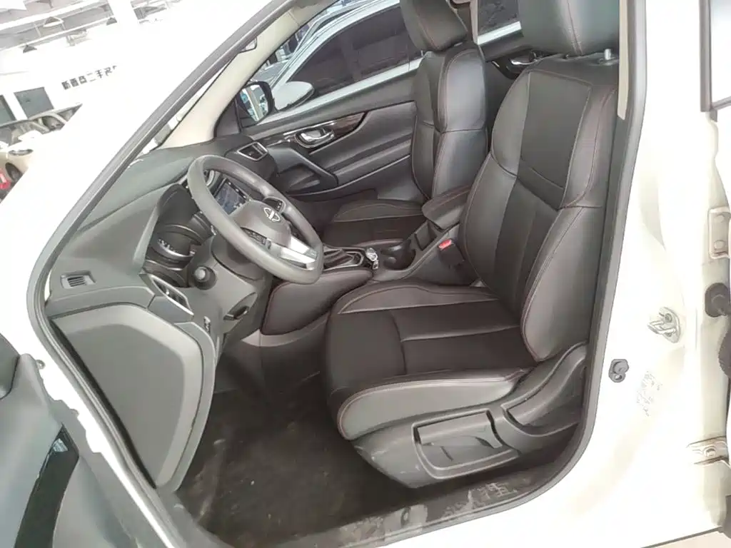 Nissan Qashqai — миниатюра 15