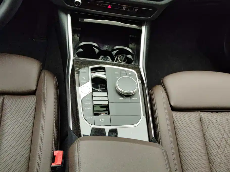 BMW 3 Series — миниатюра 16