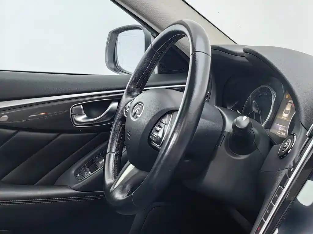 Infiniti Q50L — миниатюра 22