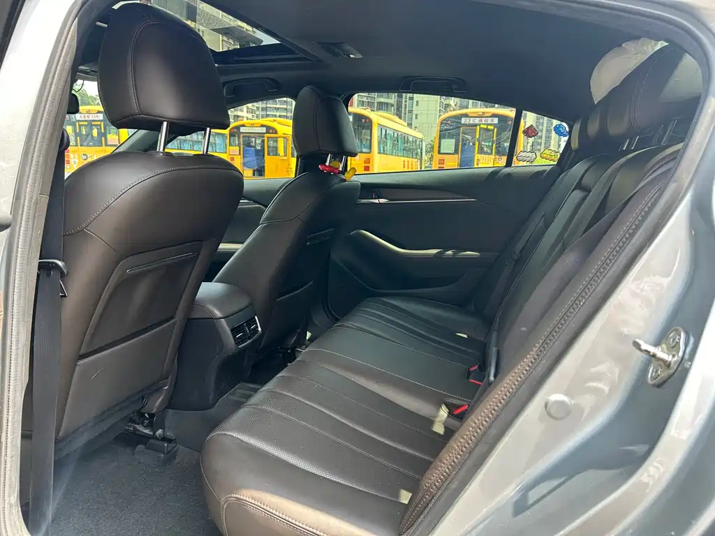 Mazda Atenza — миниатюра 5
