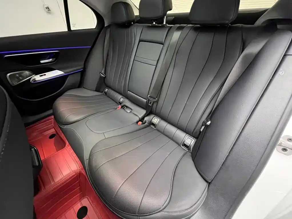 Mercedes-Benz E-Class (Import) — миниатюра 14