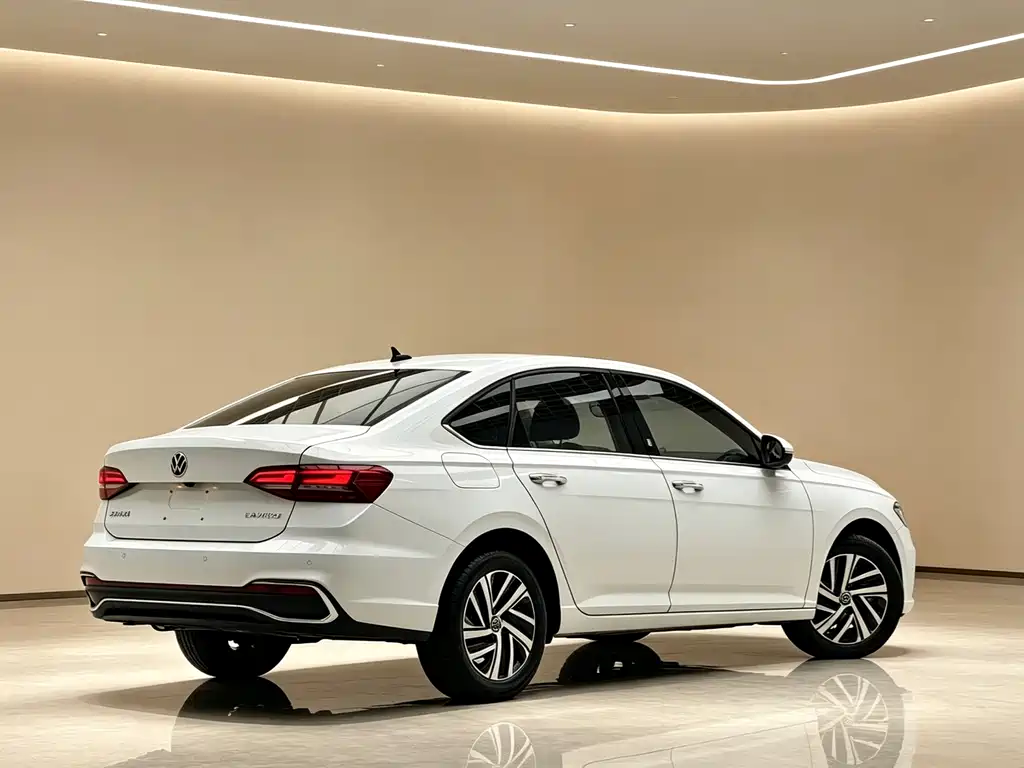 Volkswagen Lavida — миниатюра 3