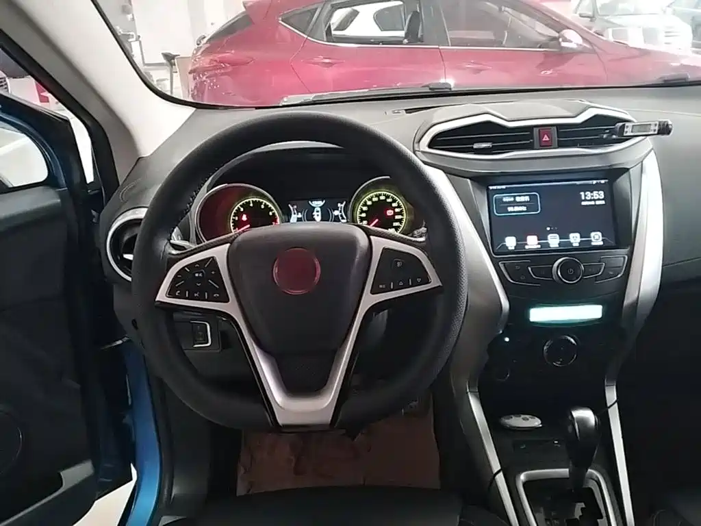 BYD Yuan — миниатюра 11