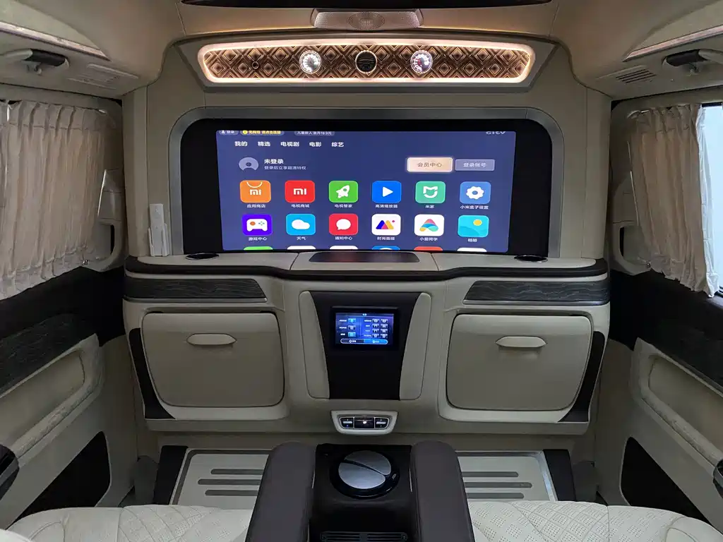 Mercedes-Benz V-Class — миниатюра 12
