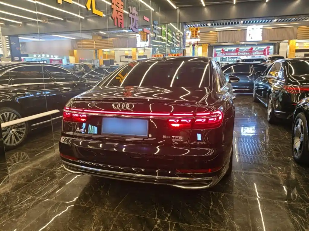 Audi A8 — миниатюра 7