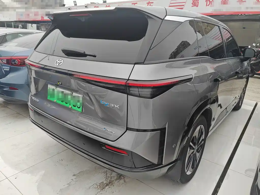 Toyota bZ3X — миниатюра 9