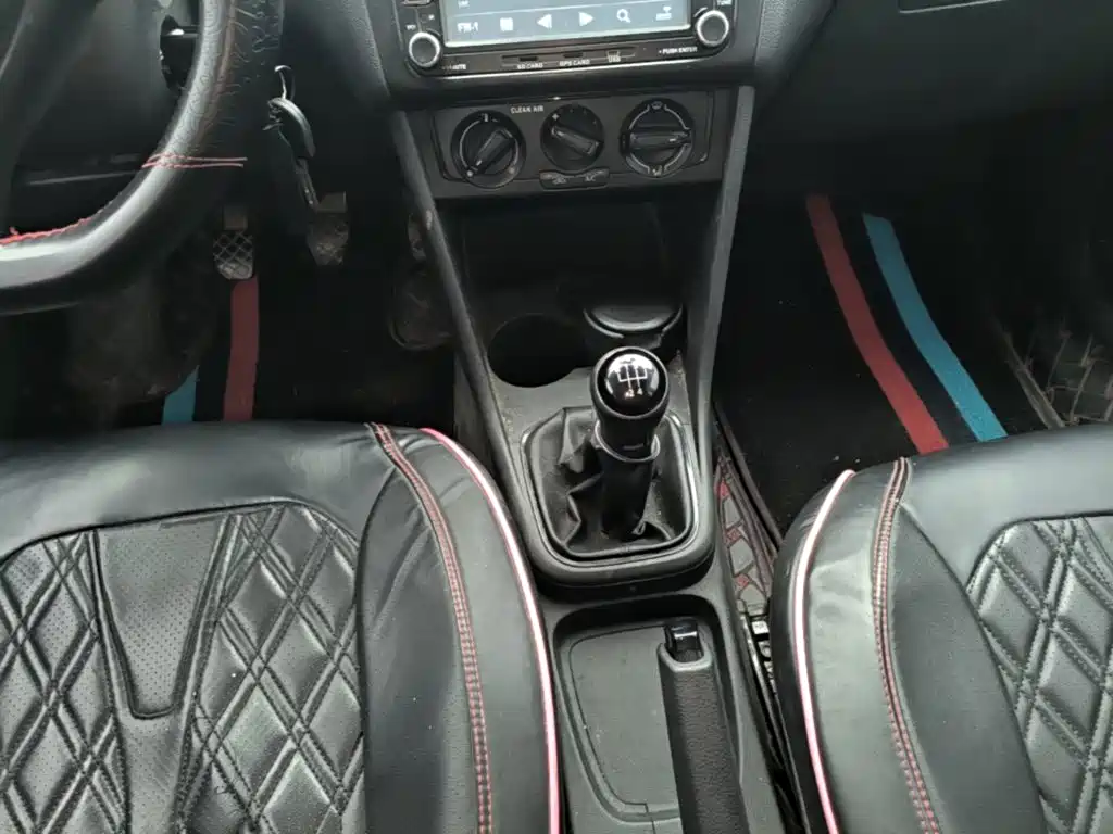 Volkswagen Polo — миниатюра 14