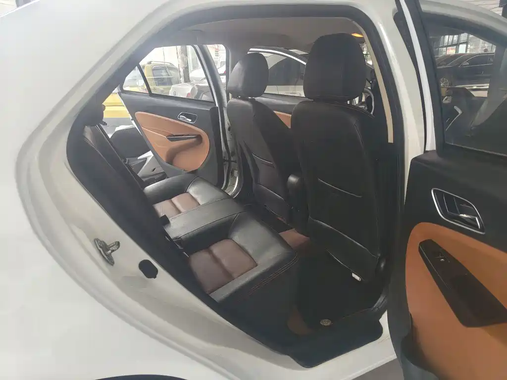Geely King Kong — миниатюра 8