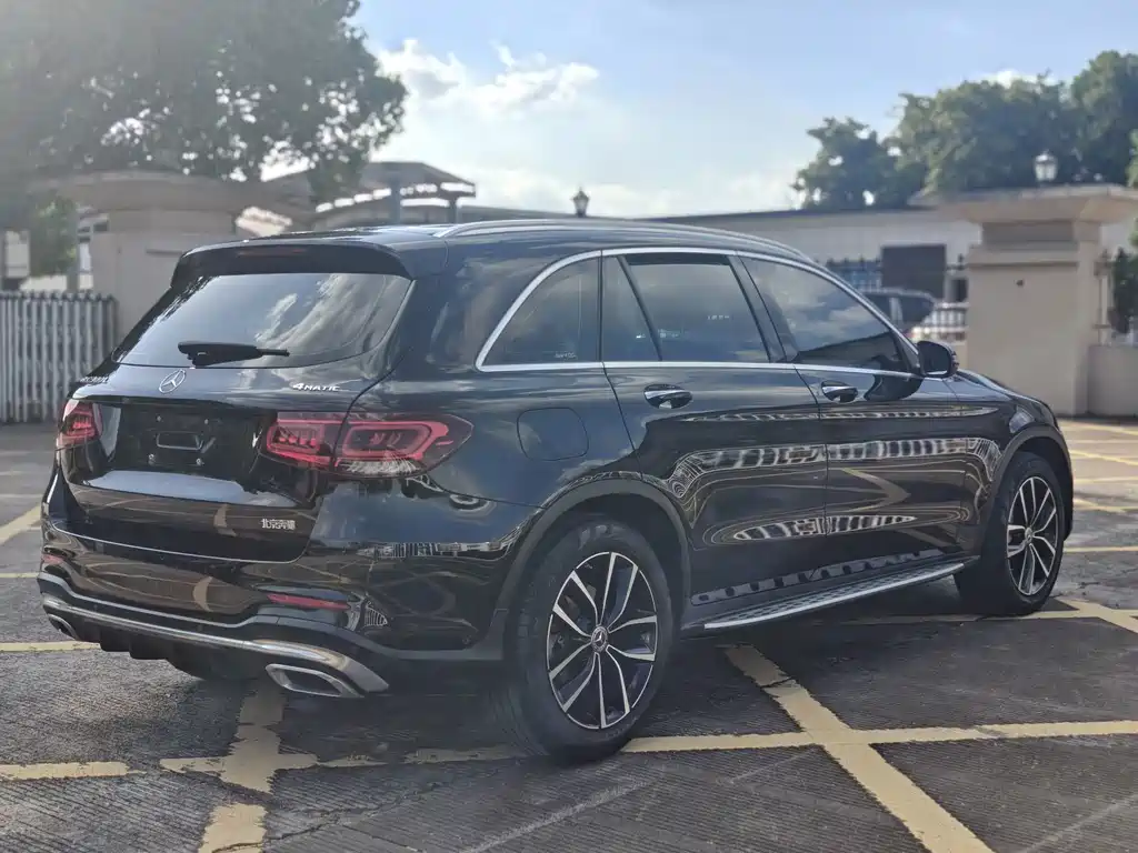 Mercedes-Benz GLC — миниатюра 12