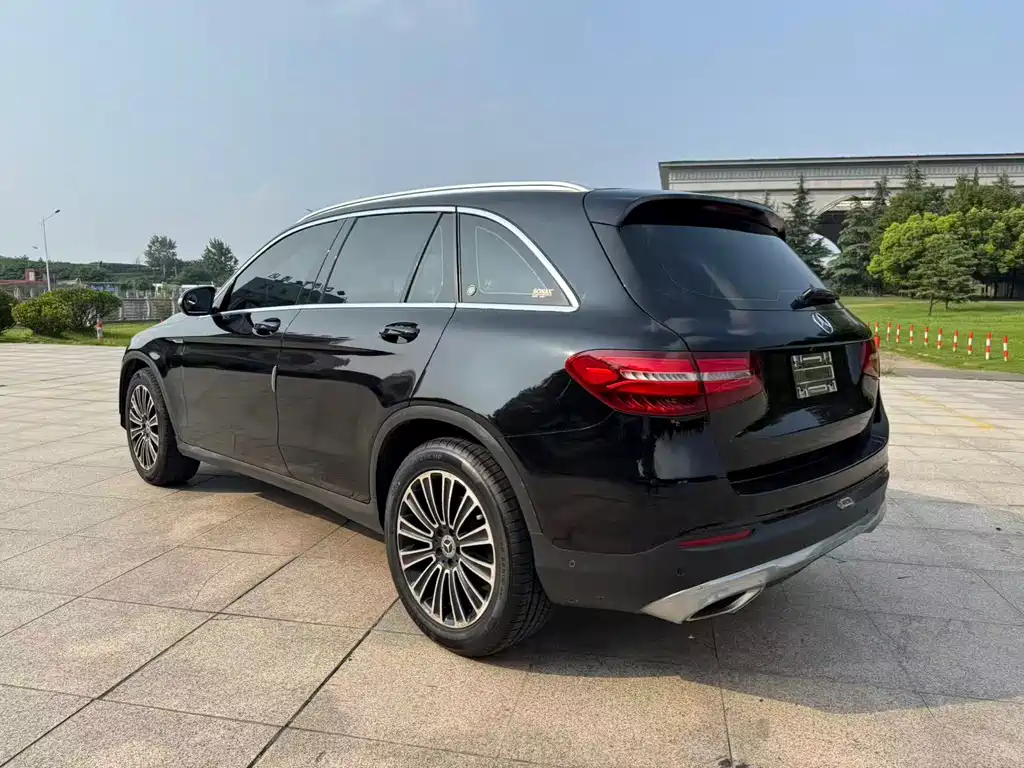 Mercedes-Benz GLC — миниатюра 9