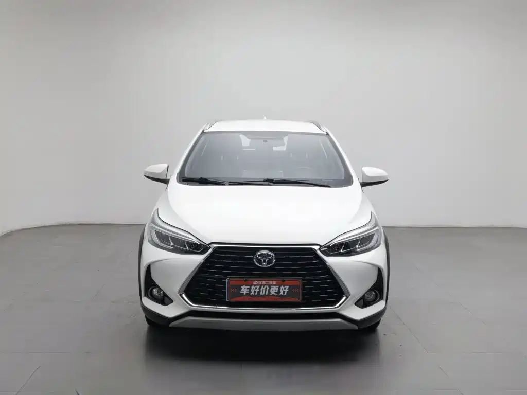 Toyota Yaris L — миниатюра 3