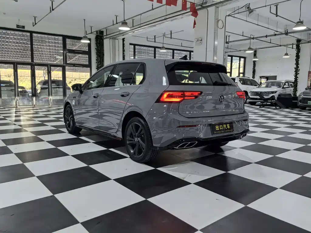 Volkswagen Golf — миниатюра 13