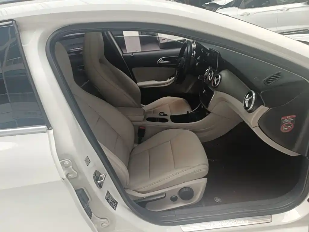 Mercedes-Benz GLA — миниатюра 25