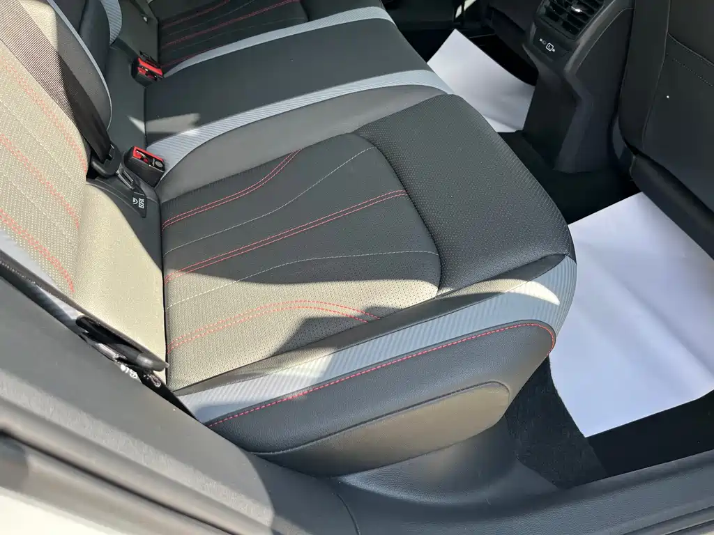 Volkswagen Lamando — миниатюра 24