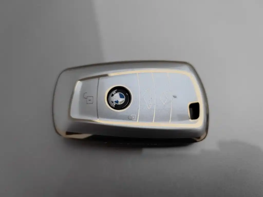 BMW 5 Series — миниатюра 19