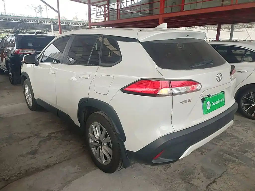 Toyota Corolla Cross — миниатюра 5
