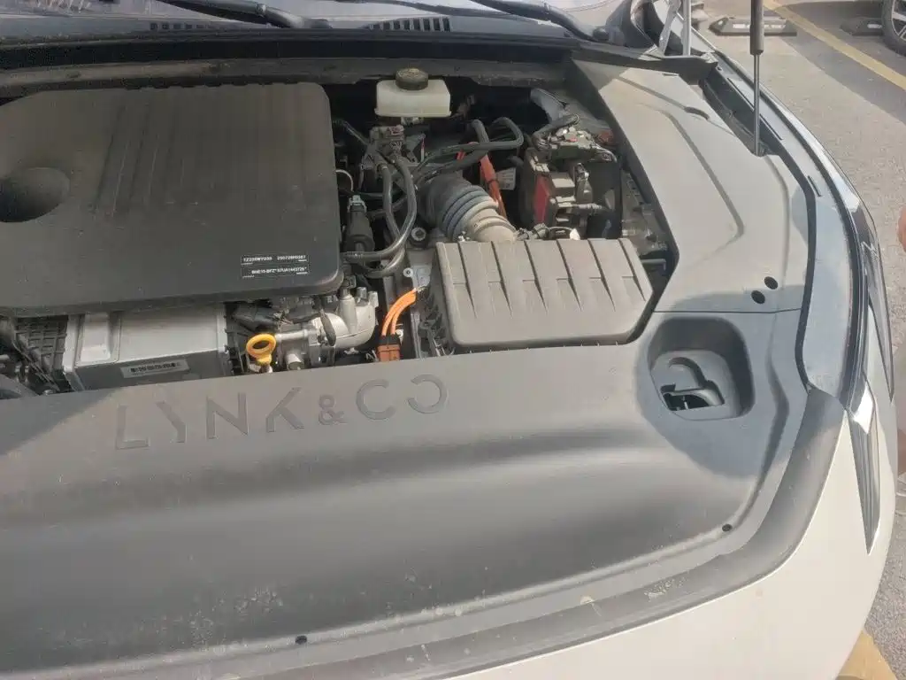 Lynk & Co 07 EM-P — миниатюра 22