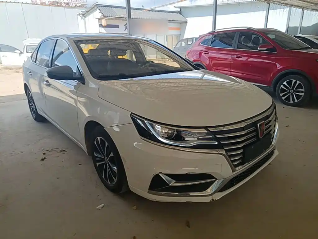 Roewe i6 New Energy — миниатюра 4
