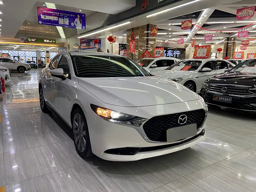 Mazda 3 Axela — миниатюра 3