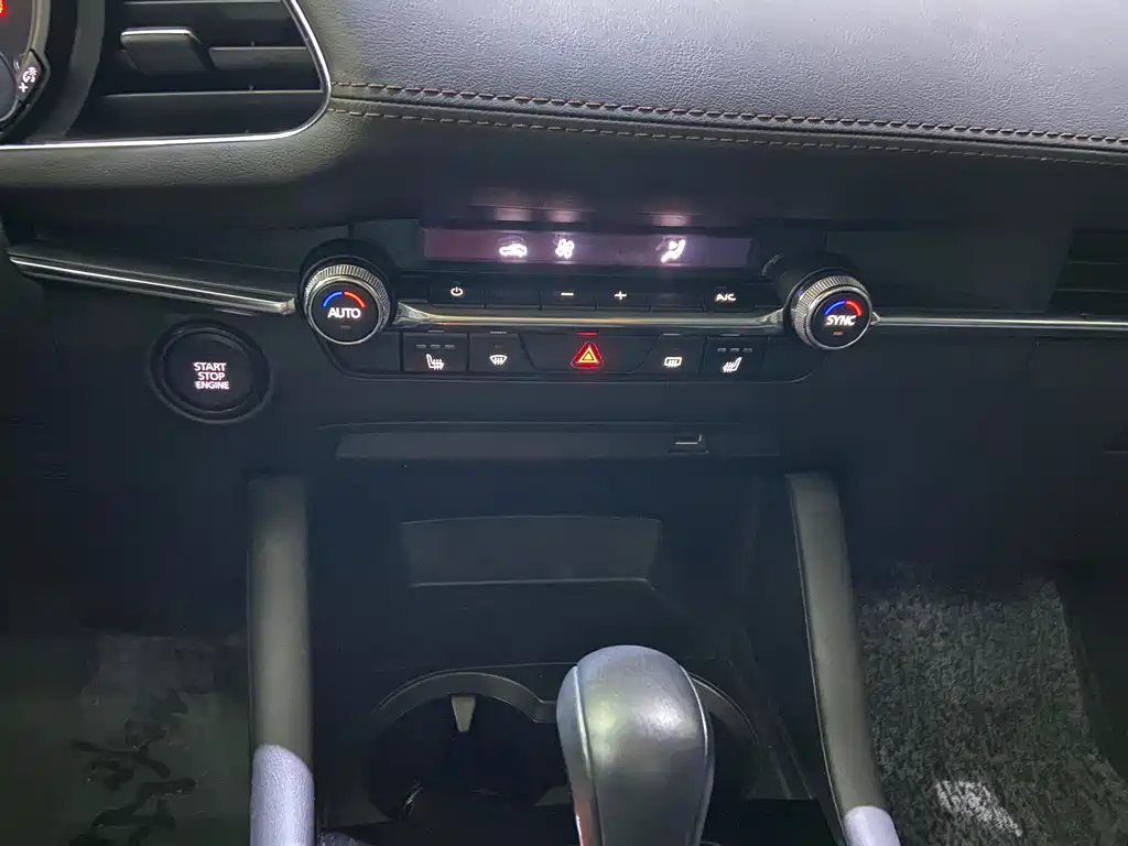 Mazda 3 Axela — миниатюра 21