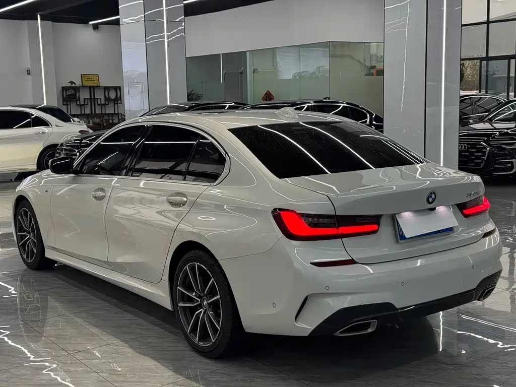 BMW 3 Series — миниатюра 8
