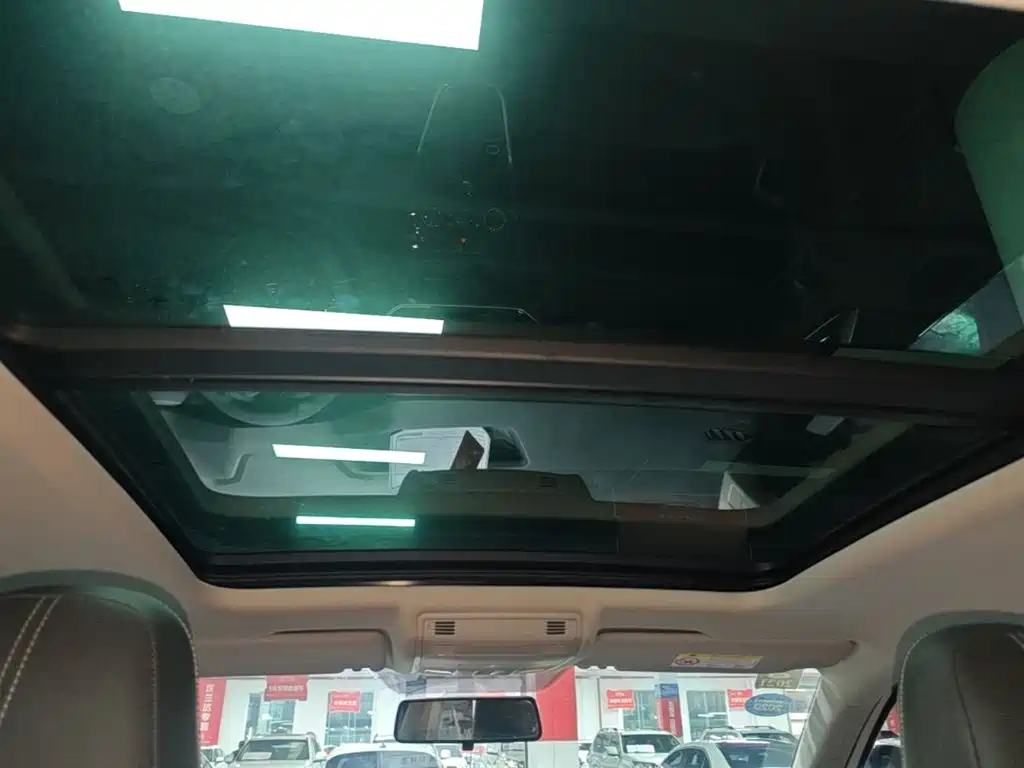 Volkswagen T-Cross — миниатюра 18