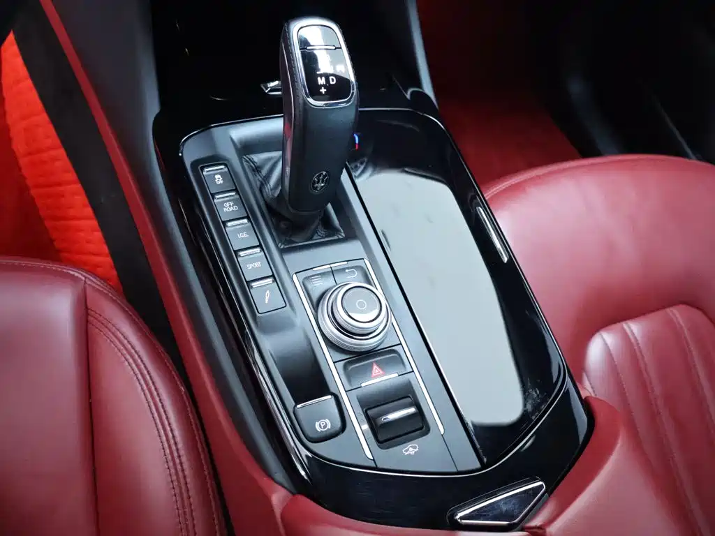 Maserati Levante — миниатюра 12