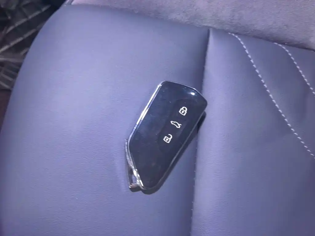 Volkswagen ID.4 Crozz — миниатюра 9