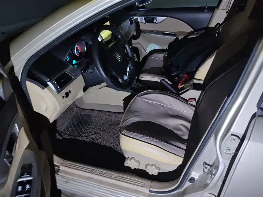 Buick Excelle 2013 1.5L AT