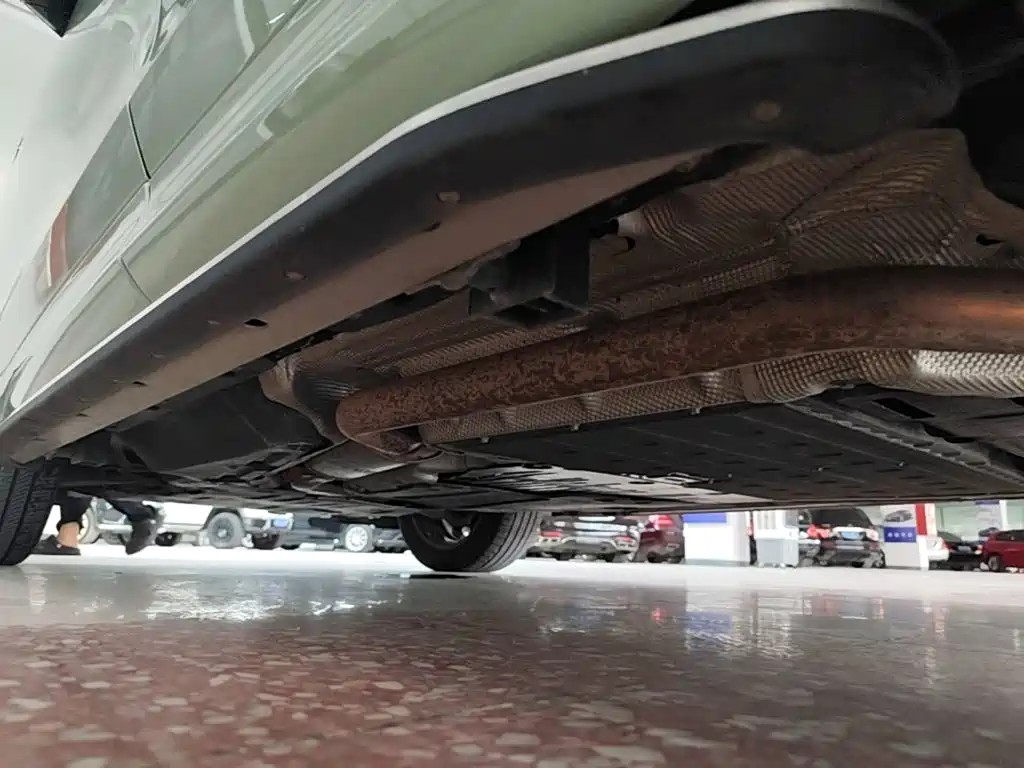 Land Rover Discovery Sport Hybrid — миниатюра 22