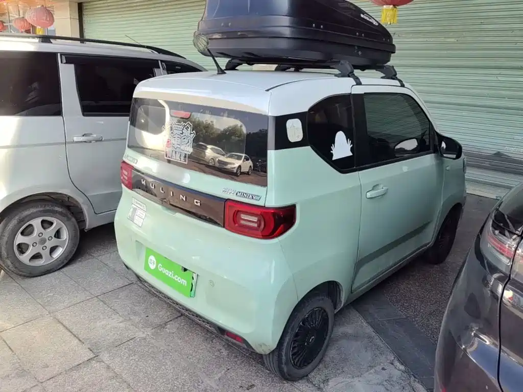 Wuling MINIEV — миниатюра 7