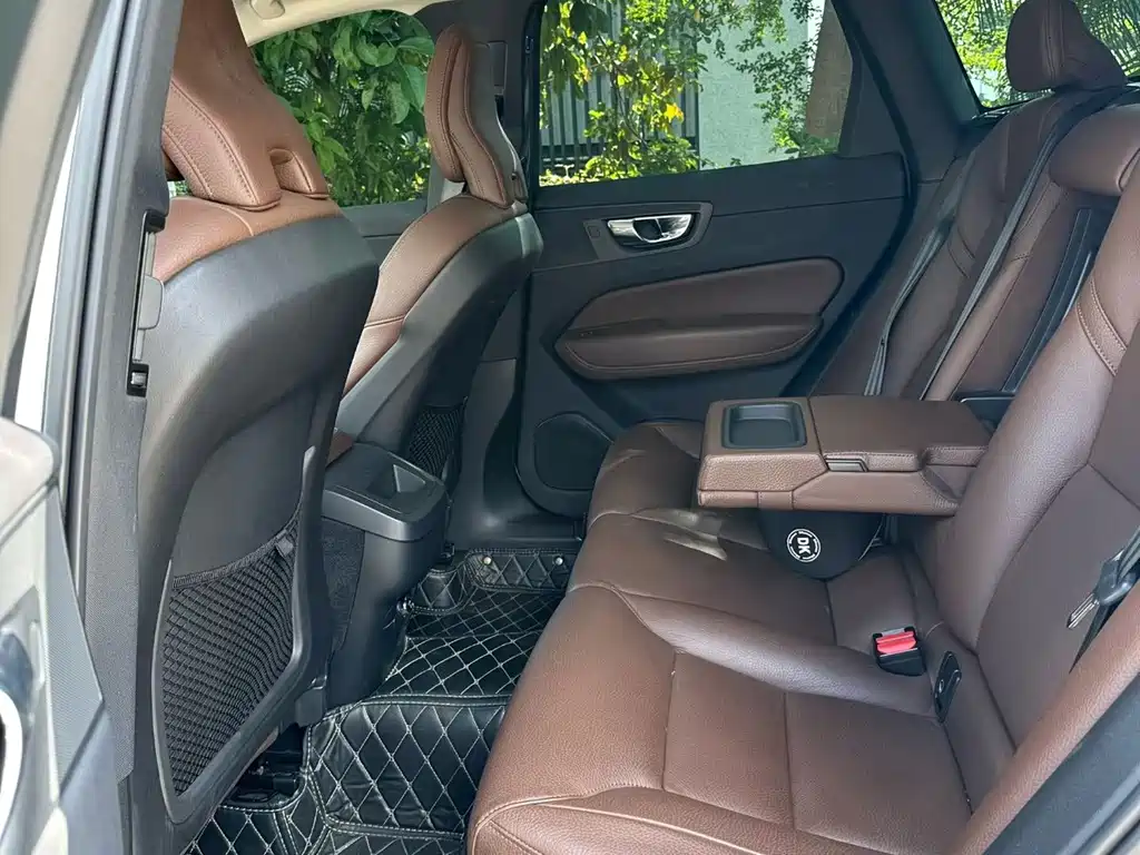 Volvo XC60 — миниатюра 4