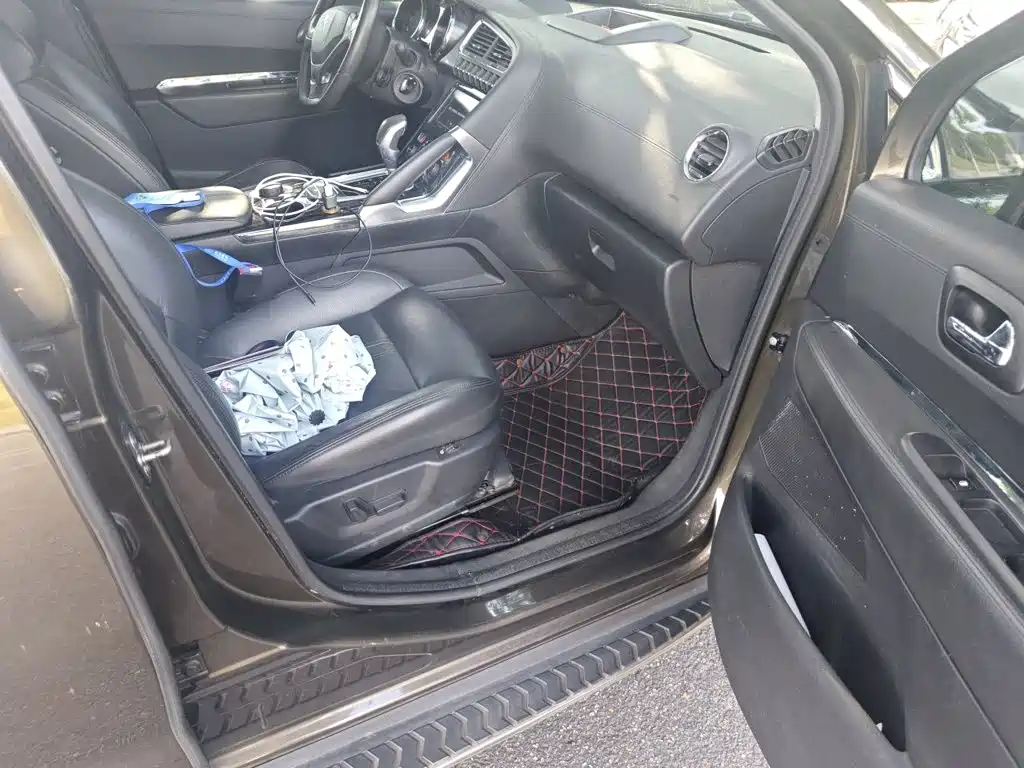 Peugeot 3008 — миниатюра 18