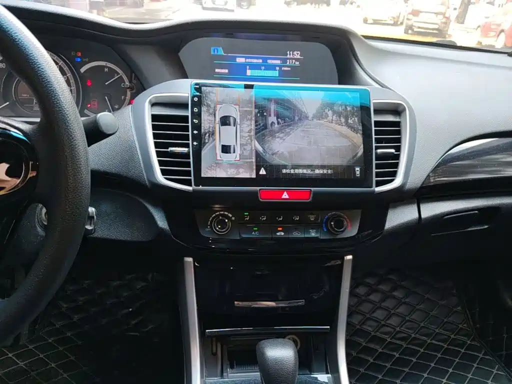Honda Accord — миниатюра 13