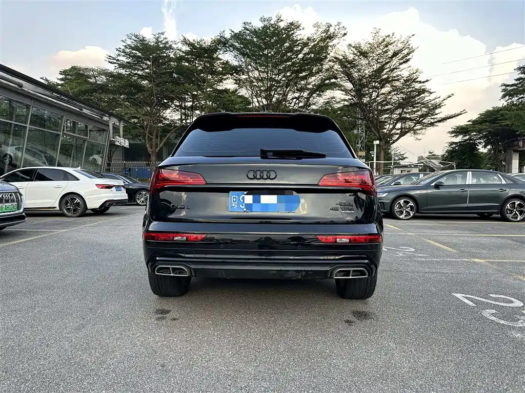 Audi Q5L — миниатюра 6