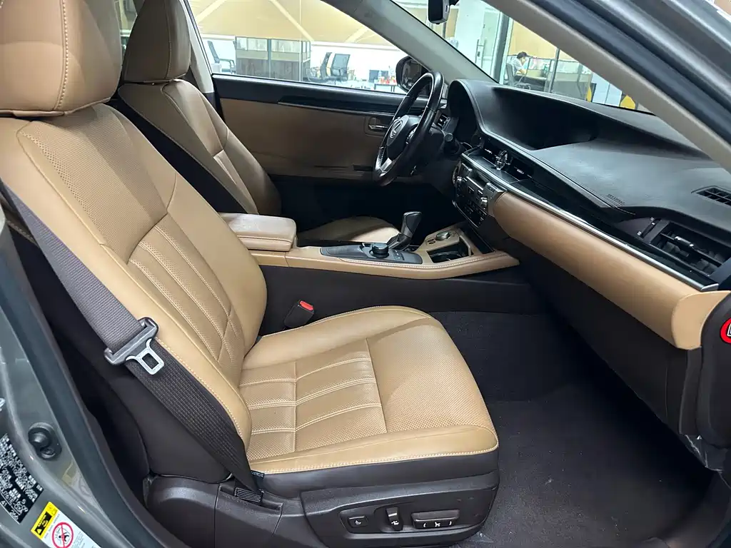 Lexus ES 2015 200 Elite