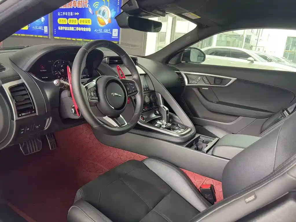 Jaguar F-TYPE — миниатюра 5