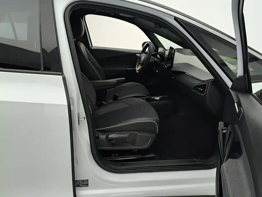 Volkswagen ID.3 — миниатюра 8
