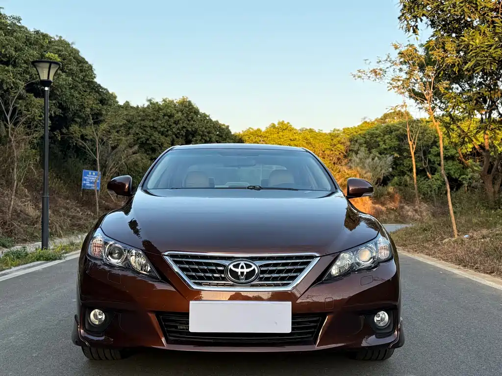Toyota Reiz 2012 2.5V